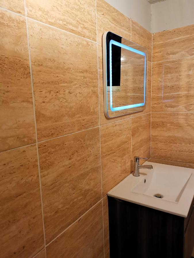 Le Diamant Charmante Villa Pour La Famille Ou Entre Amis Spa Et Piscine Bagian luar foto